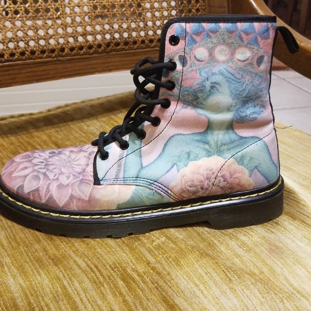 Size 9 boots